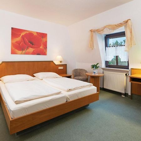 Gasthof Hotel Anker Sommerhausen Ngoại thất bức ảnh